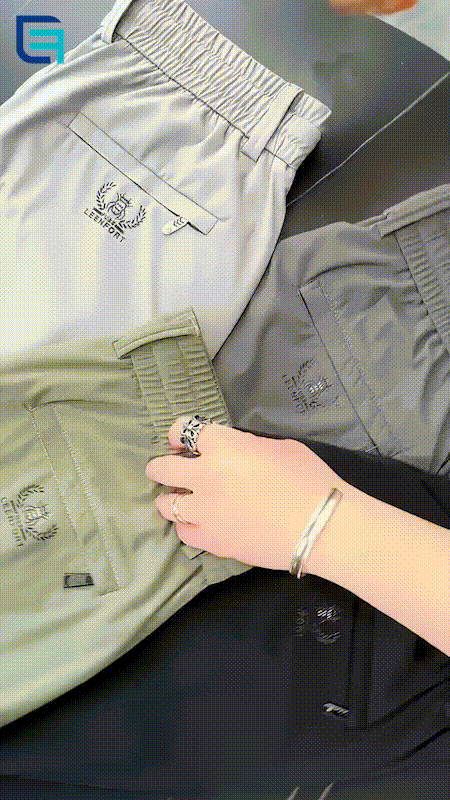 Available colors of stretch pants